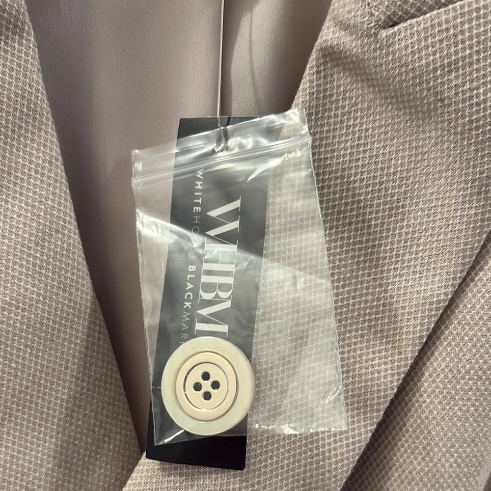 WHBM Biscotti Studio Vest - Picture 3 of 6